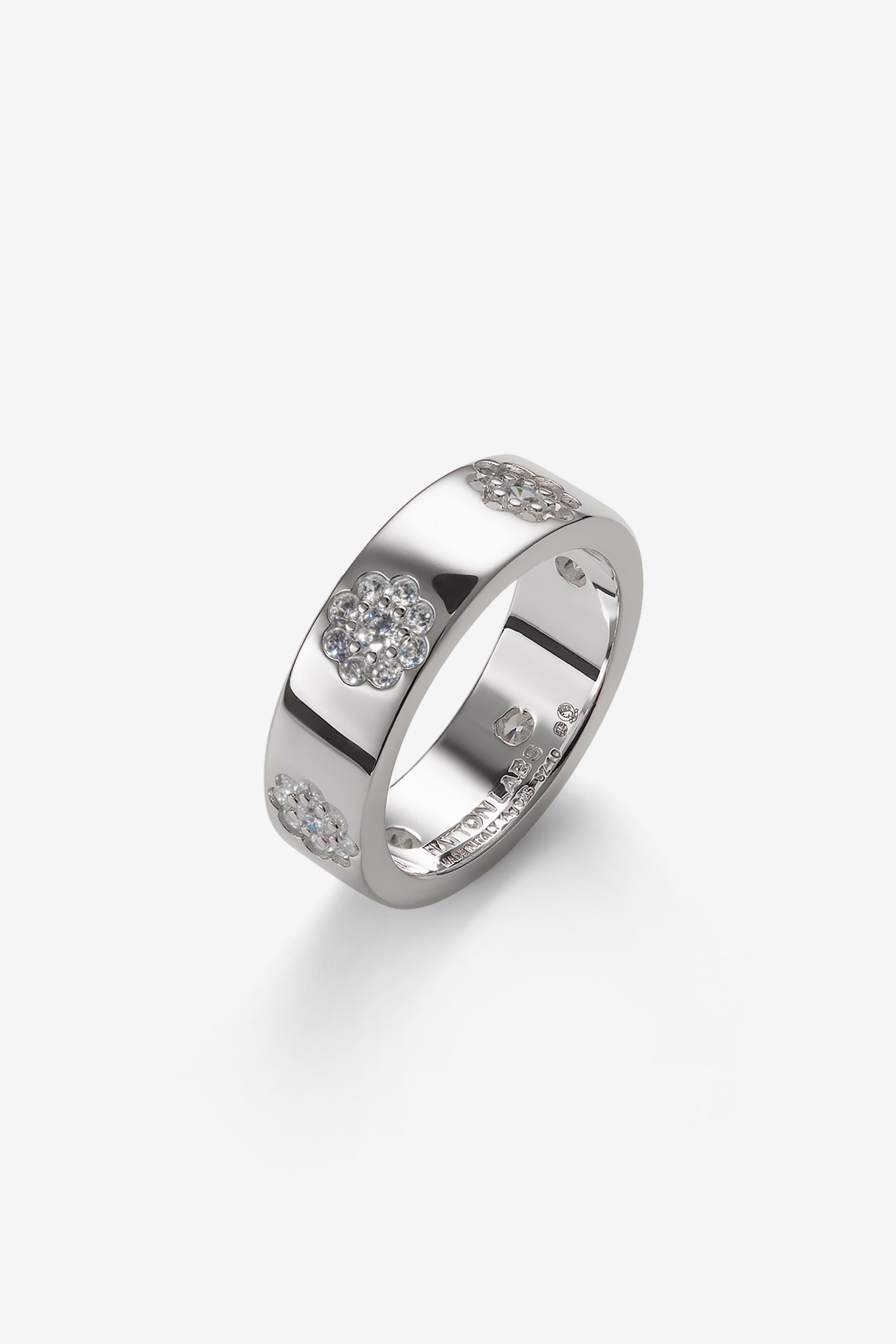 White Daisy Band Ring
