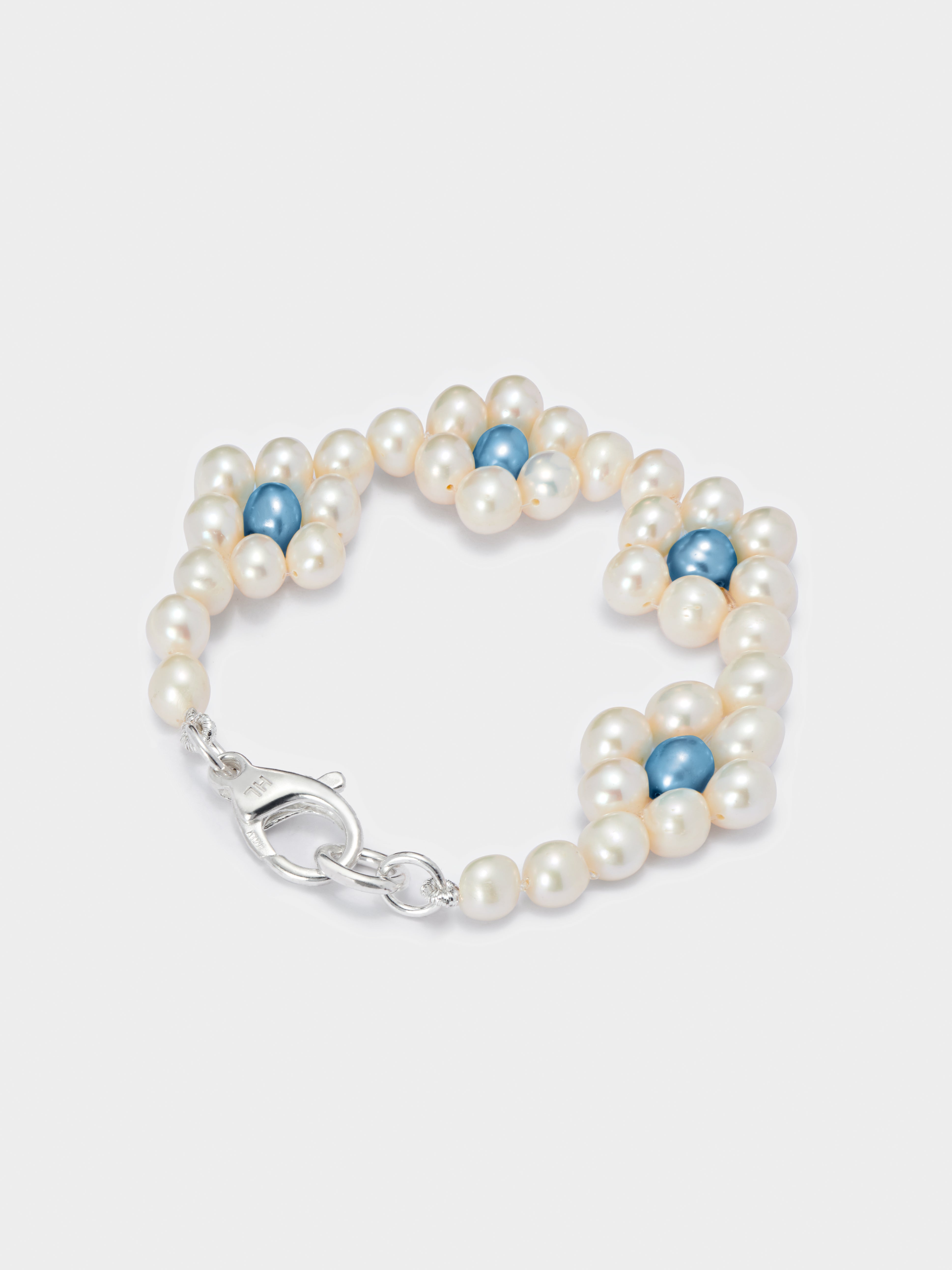 Blue and White Daisy Pearl Bracelet