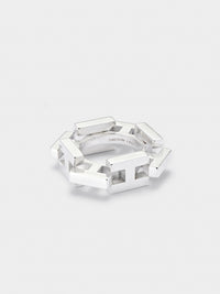 AW23 H Ring