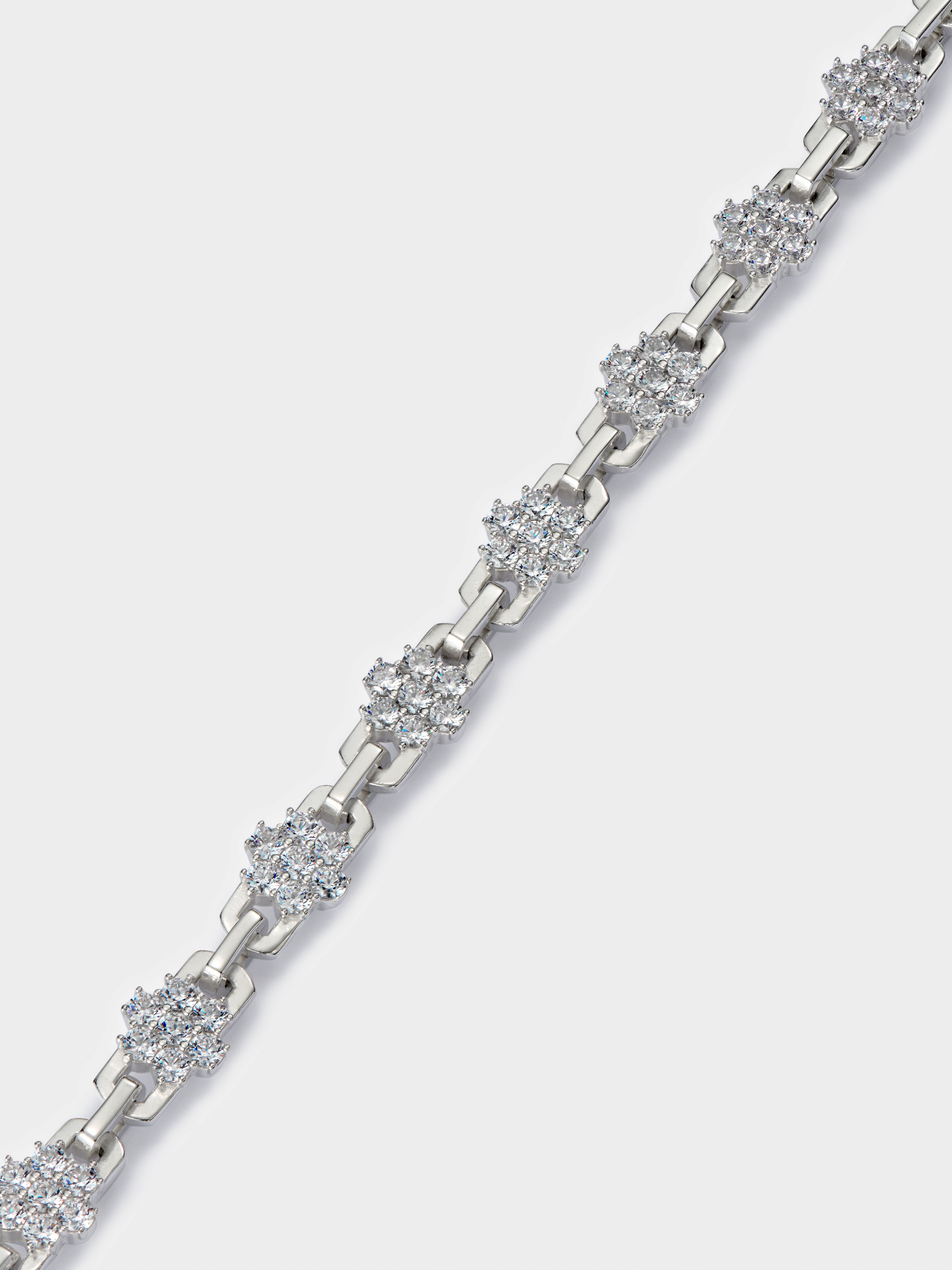 White Daisy Chain